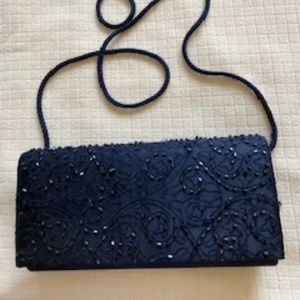 SMALL SEQUINED NAVY BLUE CLUTCH BAG WITH SHOULDER STRAP
